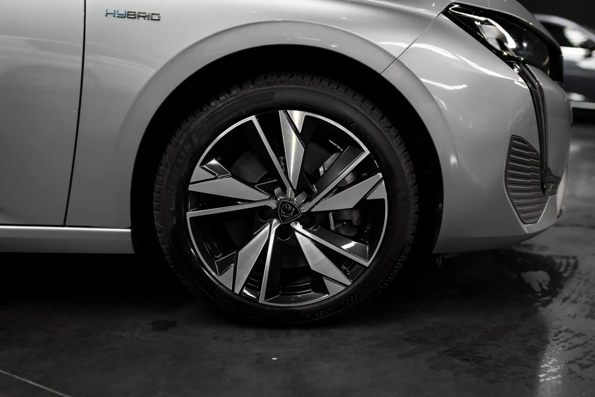 Peugeot 308 SW 1.6 Hybrid Allure Pack e-EAT8 3