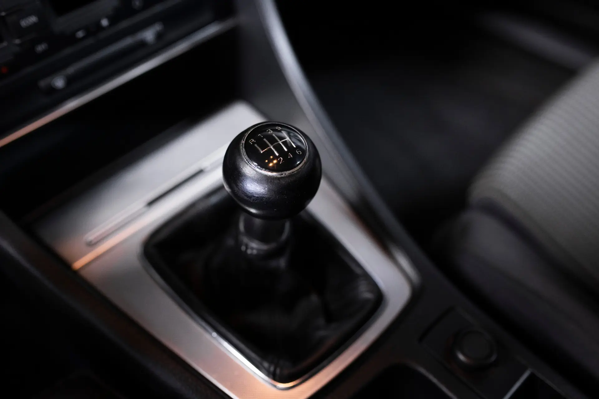 Audi A4 Avant 2.0 TDI S-line 18