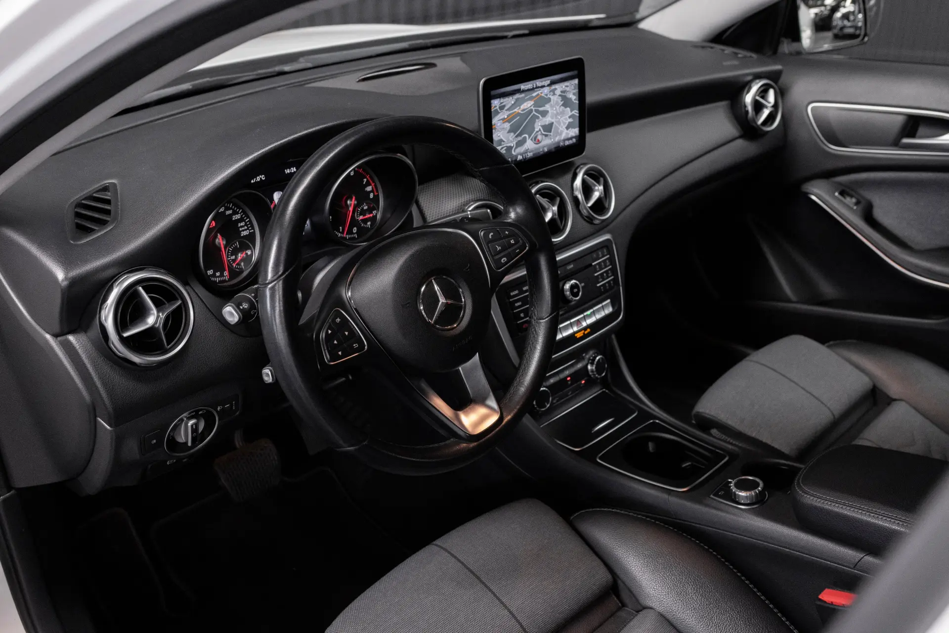 Mercedes-Benz GLA 180 Style Aut. 14