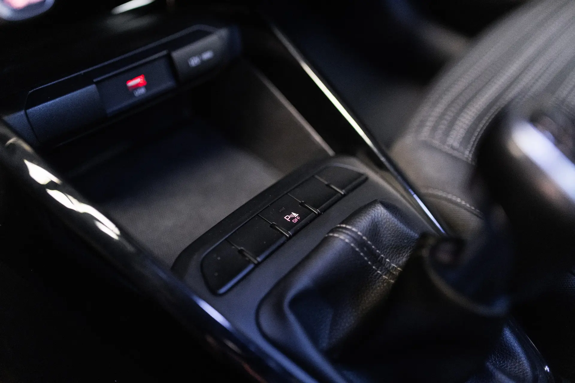Kia Stonic 1.0 T-GDi Tech 26
