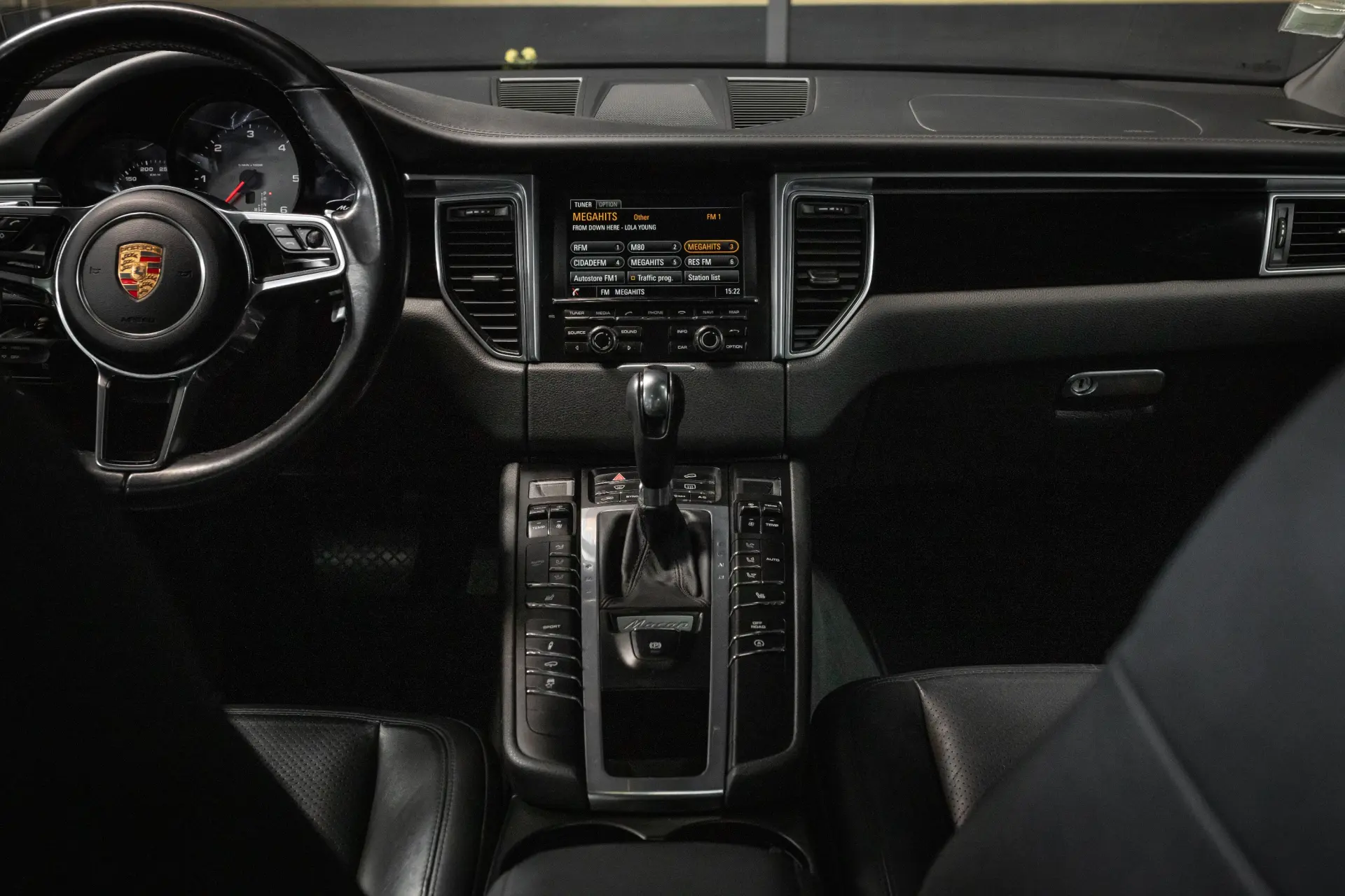 Porsche Macan S PDK 21