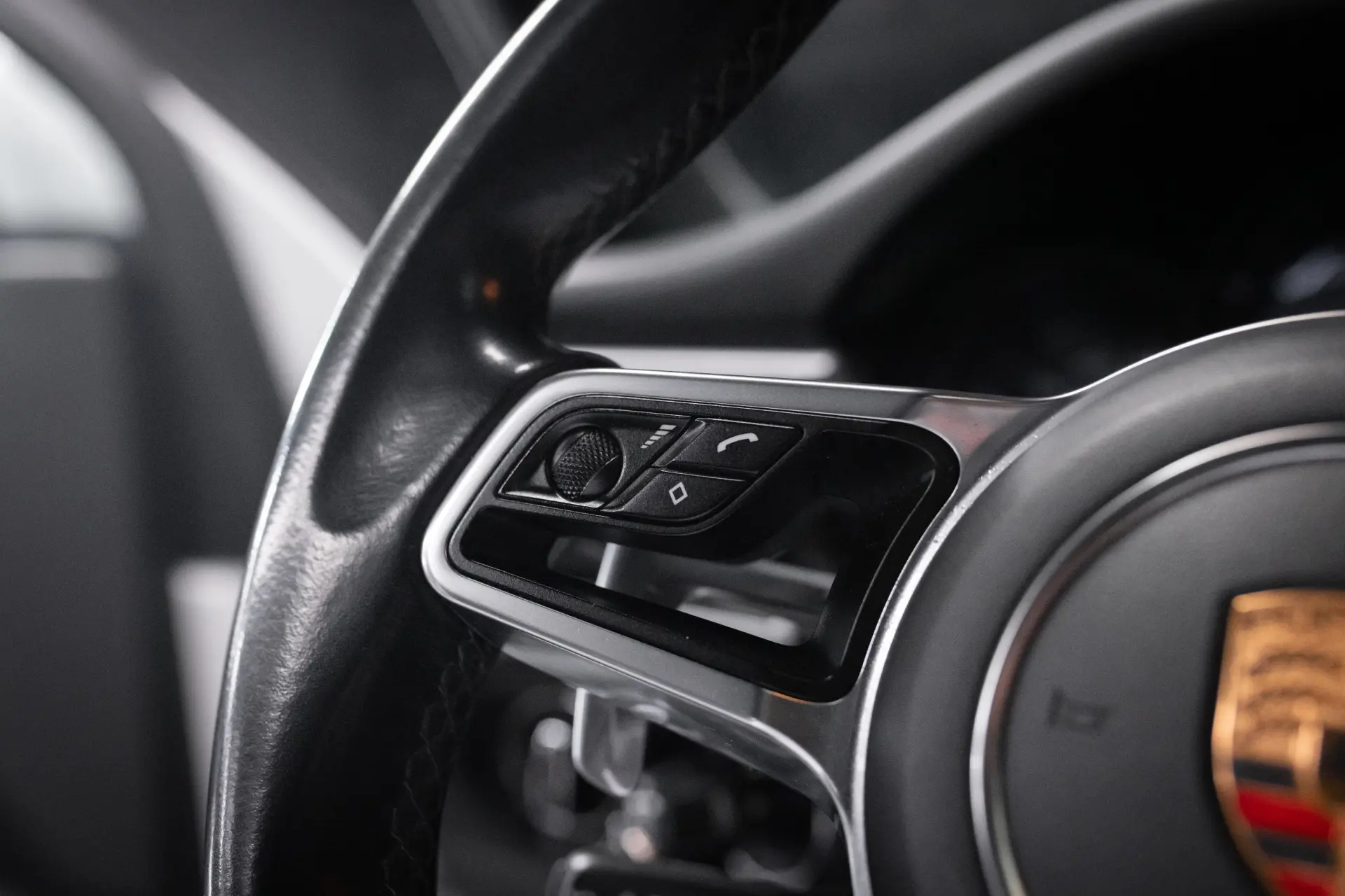 Porsche Macan S PDK 15