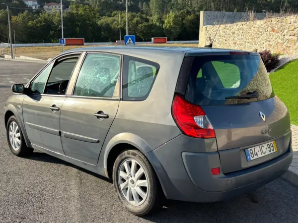 Renault Mégane Scénic 13