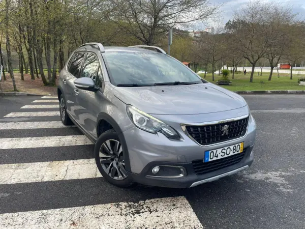 Peugeot 2008 1.2 PureTech Style 18