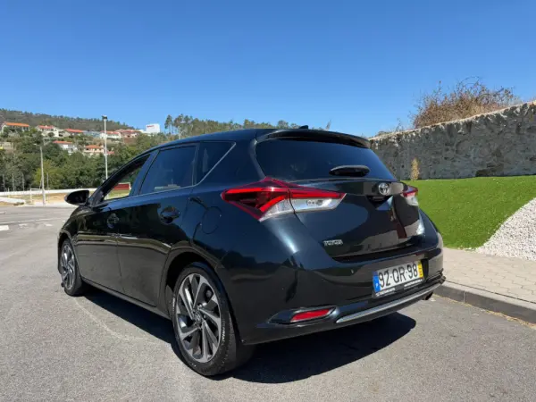 Toyota Auris 13