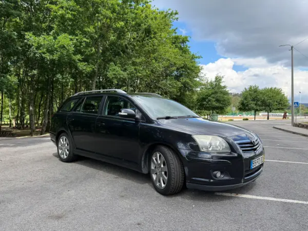 Toyota Avensis 21