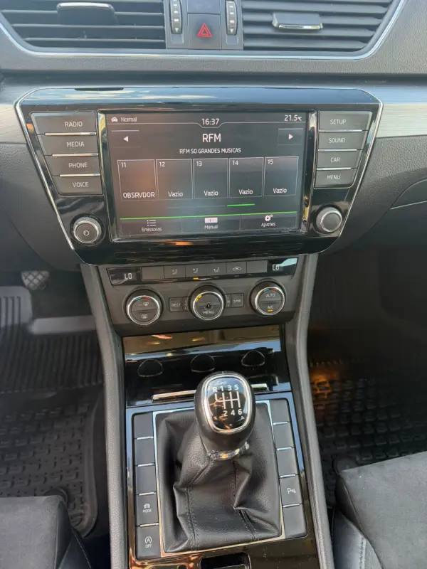 Skoda Superb 2.0 TDI Active 12