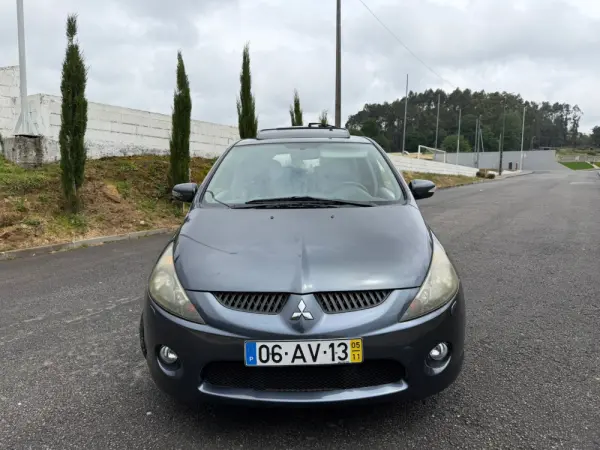 Mitsubishi Grandis 14