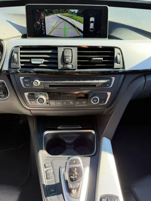 BMW 320 Gran Turismo d Auto Pack M 6