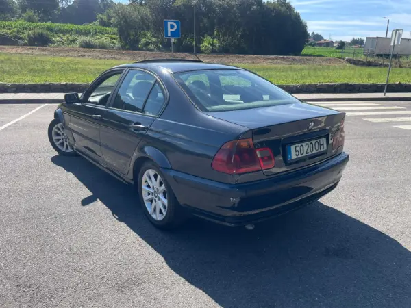 BMW 320 d 11