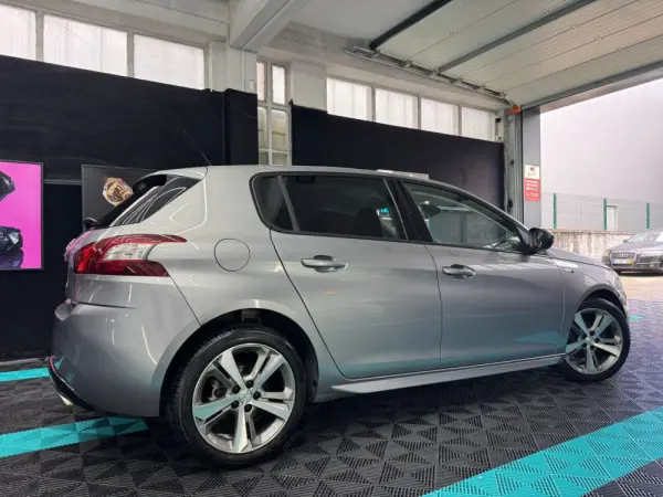 Peugeot 308 18