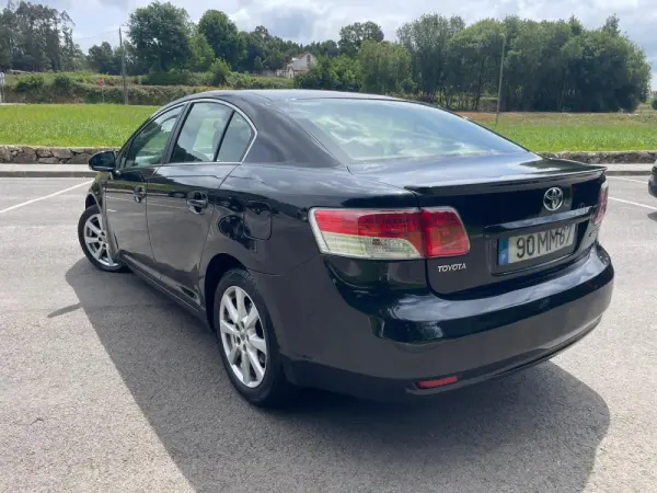 Toyota Avensis 5
