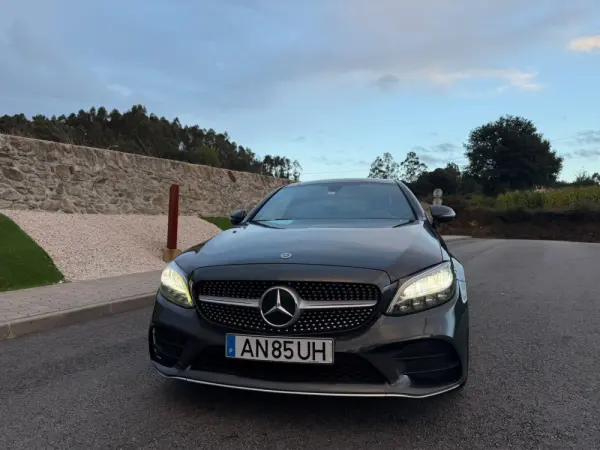 Mercedes-Benz C 300 Outro 10