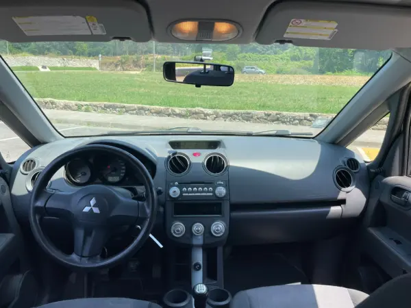 Mitsubishi Colt 17