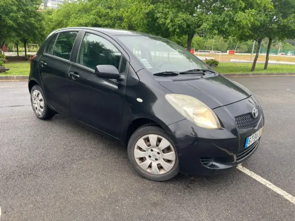 Toyota Yaris 5
