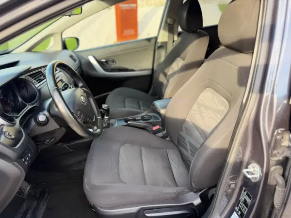 Kia Ceed 4