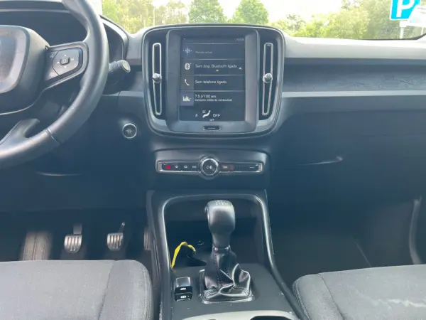 Volvo XC 40 2.0 D3 19