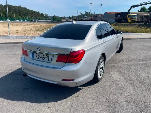 BMW 730 d 11