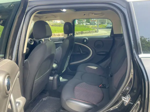 MINI Countryman 11