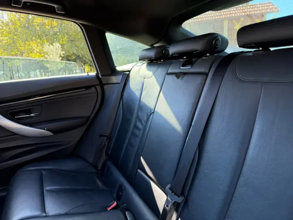 BMW 320 Gran Turismo d Auto Pack M 12