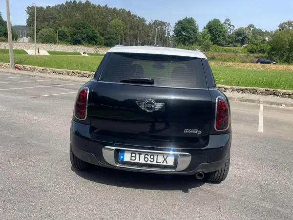 MINI Countryman 5