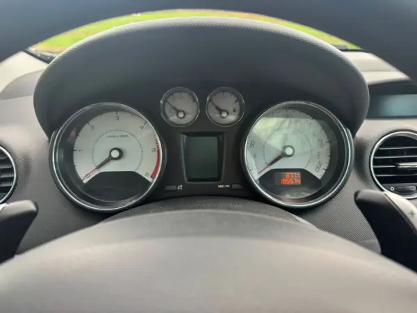 Peugeot 308 8