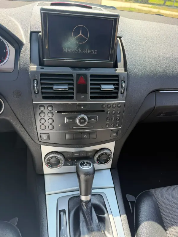 Mercedes-Benz C 220 6