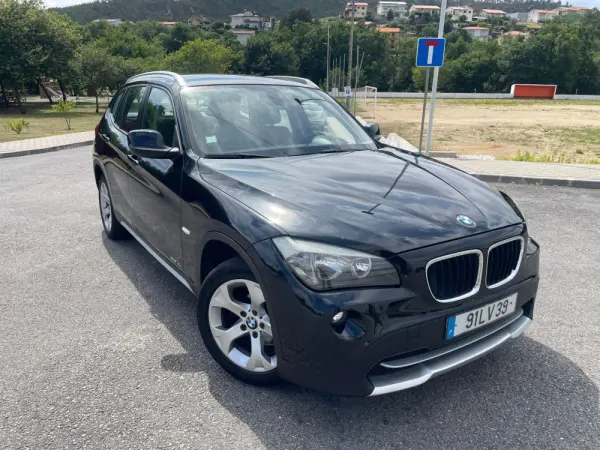 BMW X1 18 d sDrive 9