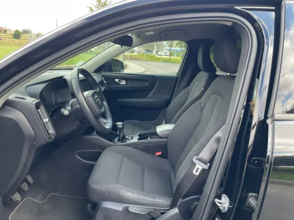 Volvo XC 40 2.0 D3 12