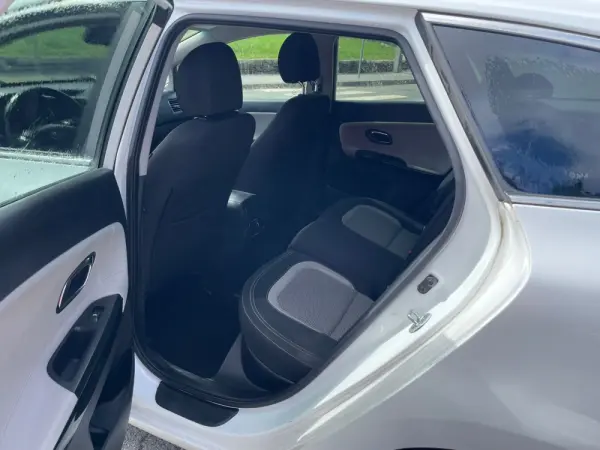 Kia Ceed 12