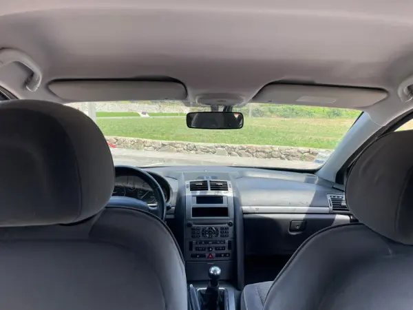Peugeot 407 12