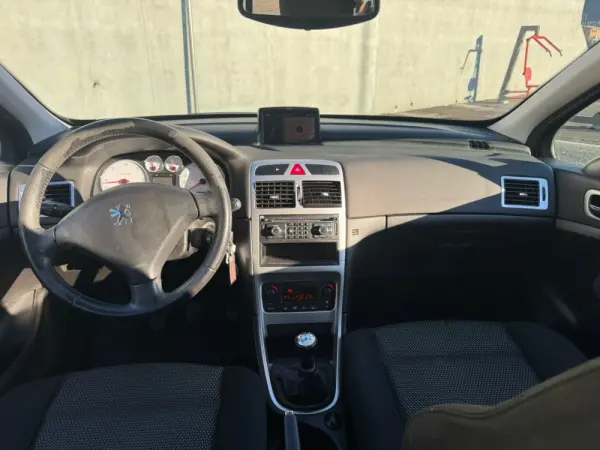 Peugeot 307 13
