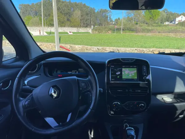 Renault Zoe 10