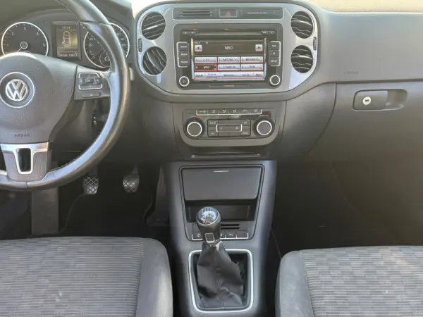 Volkswagen Tiguan 6
