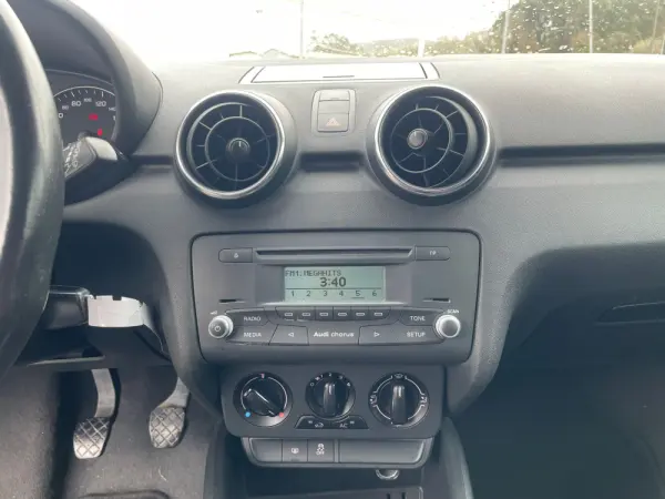 Audi A1 12