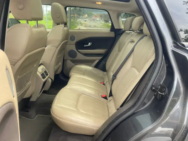 Land Rover Range Rover Evoque 4