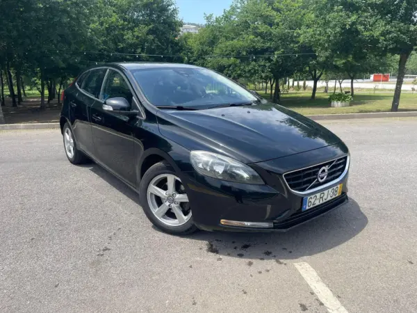 Volvo V40 16