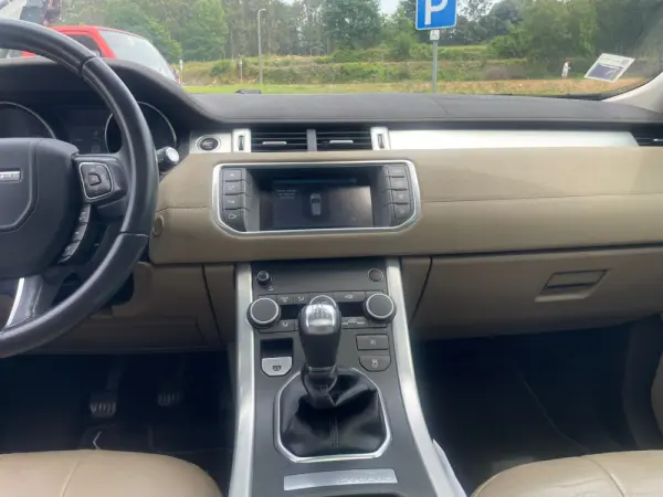 Land Rover Range Rover Evoque 16