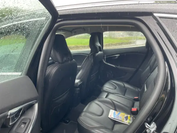Volvo V40 Cross Country 13