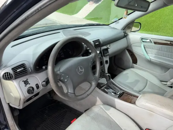 Mercedes-Benz C 220 6