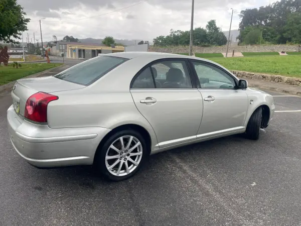 Toyota Avensis 7