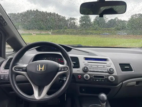 Honda Civic 1.3 DSI i-VTEC Hybrid 2