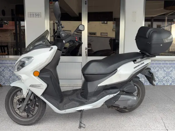 Keeway Cityblade 2