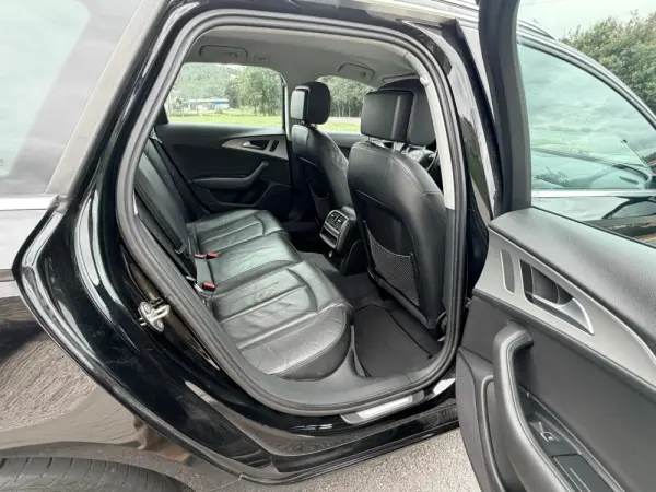 Audi A6 Avant 2.0 TDi Advance S tronic 11
