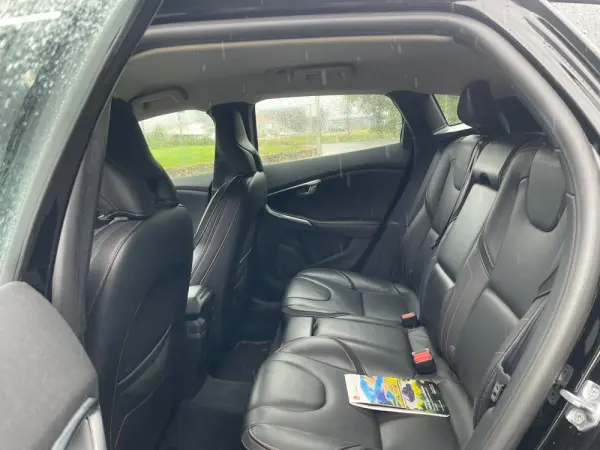 Volvo V40 Cross Country 4