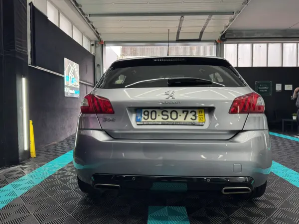 Peugeot 308 13
