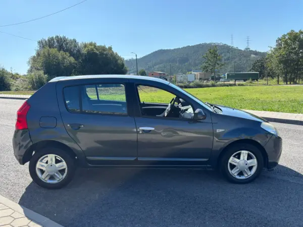 Dacia Sandero 1.5 dCi Confort 14