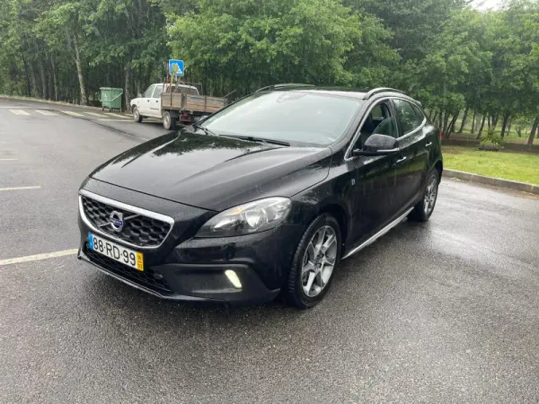 Volvo V40 Cross Country 1
