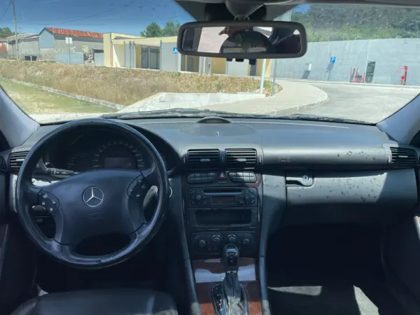 Mercedes-Benz C 200 8