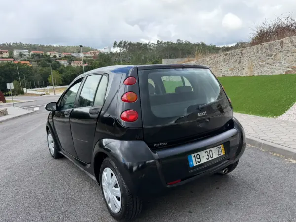 Smart ForFour 10
